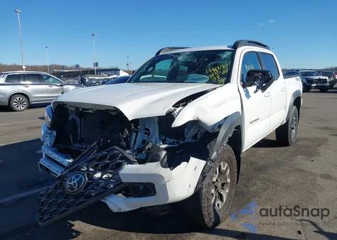 2023 Toyota Tacoma Trd Off Road z USA, uszkodzony, nr VIN 3TMCZ5AN5PM622482